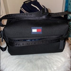 Tommy Hilfiger Crossbody